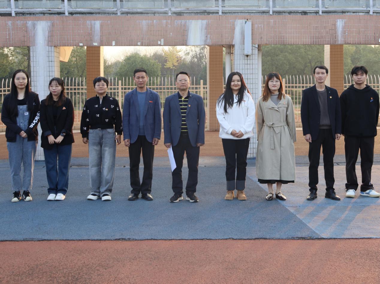 商学院举行2024年秋季升旗仪式