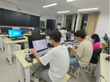 伟德源自英国1946第十四届大学生数学建模竞赛暨全国大学生数学建模竞赛校内选拔赛圆满落幕